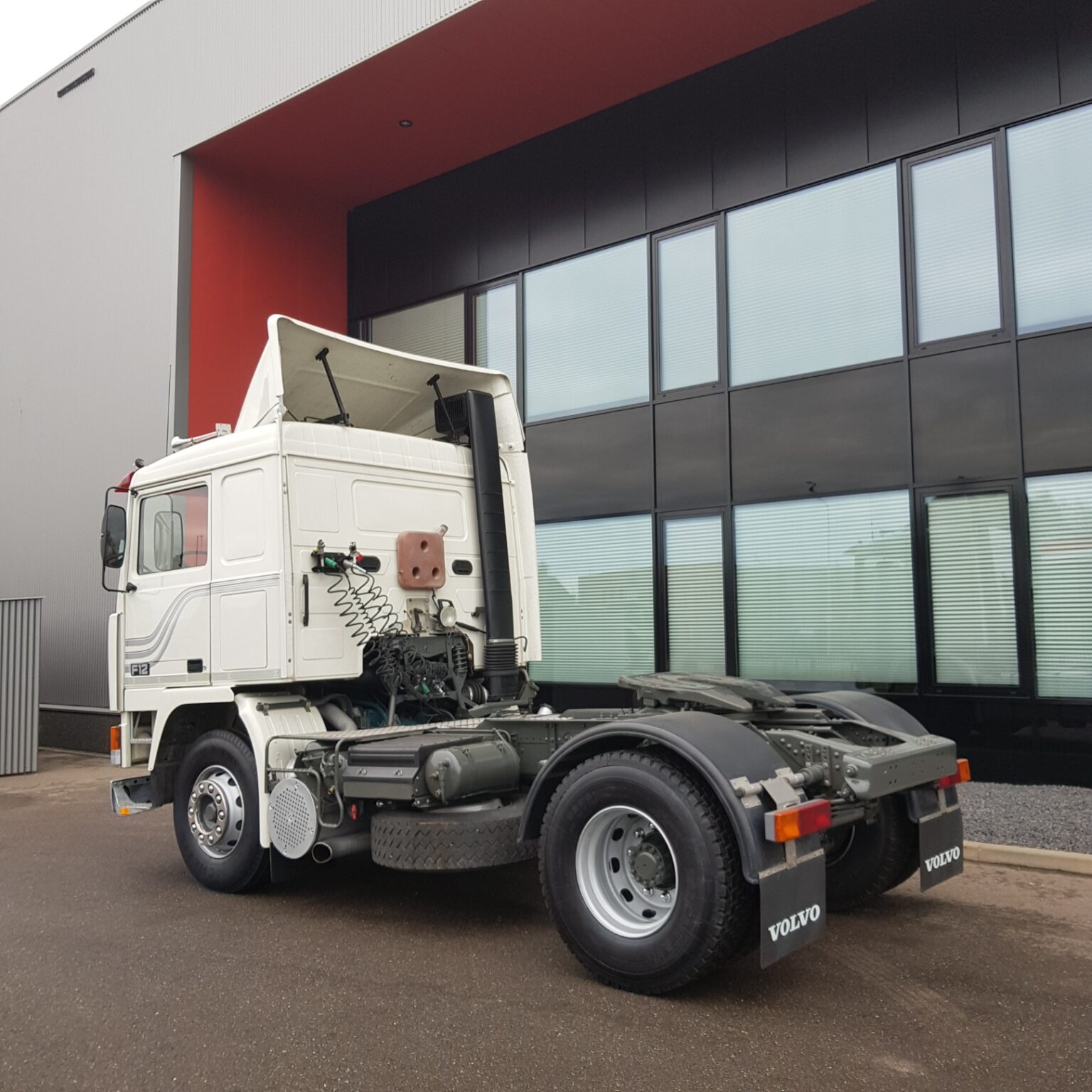 Volvo f12 intercooler