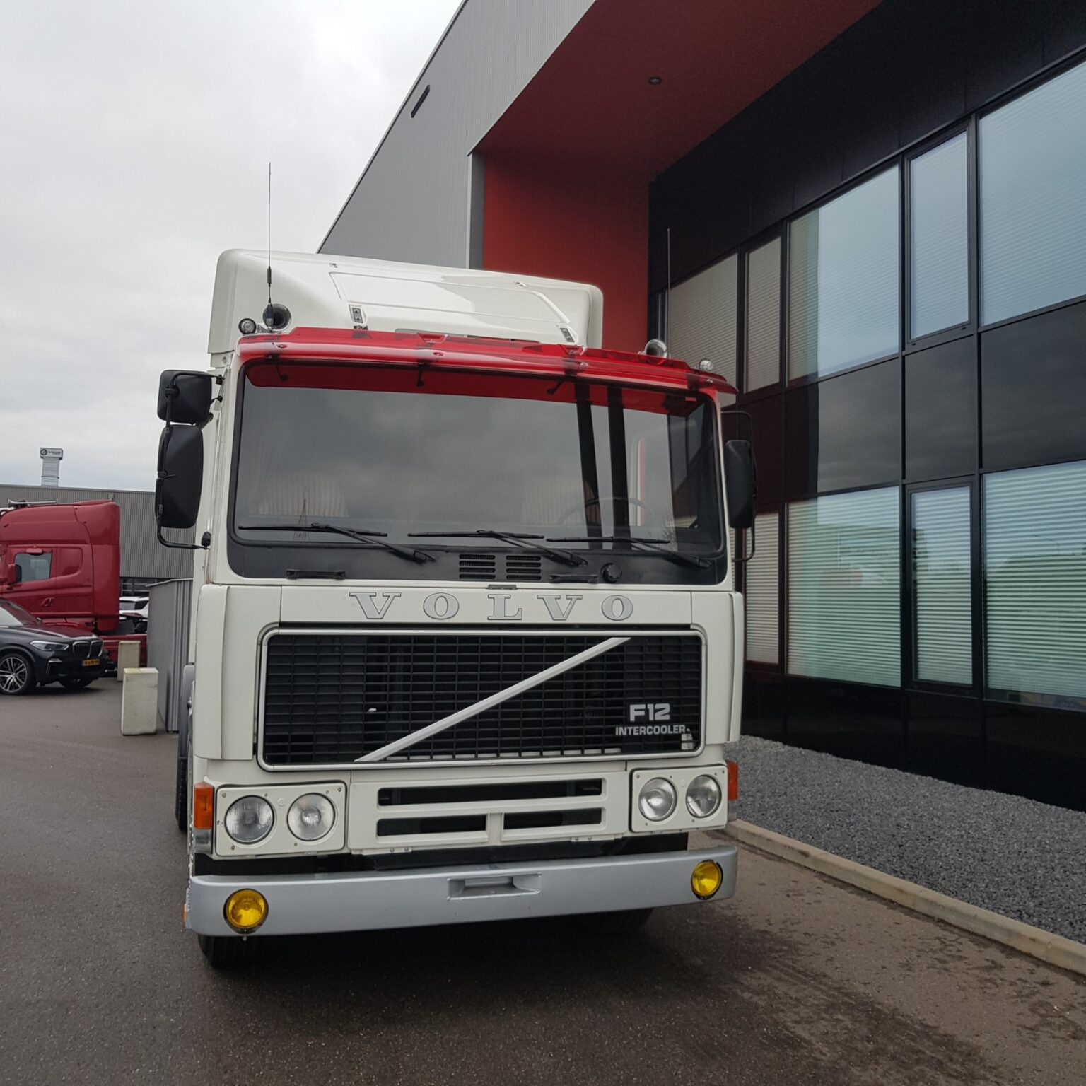 Volvo f12 intercooler