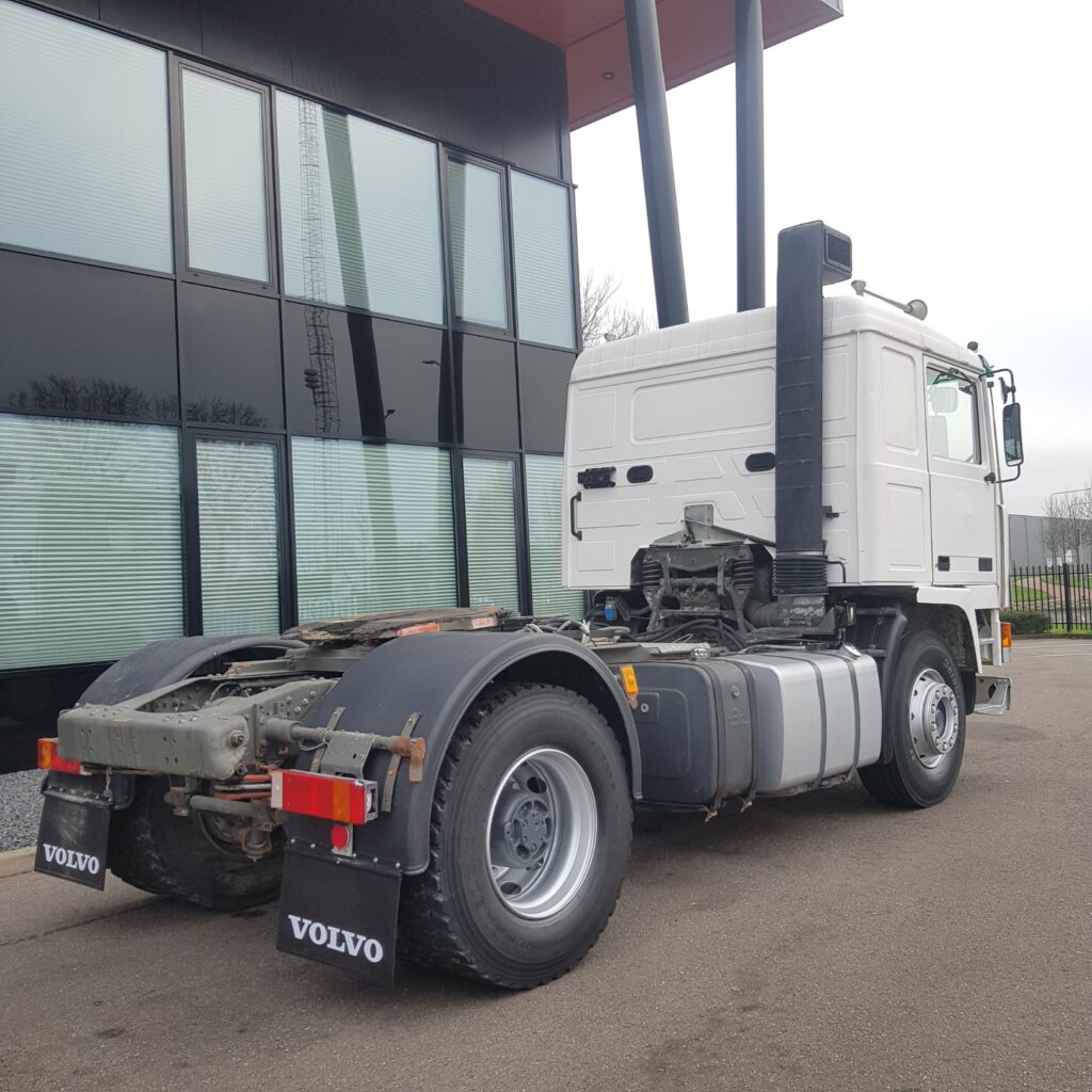 Volvo f12 intercooler