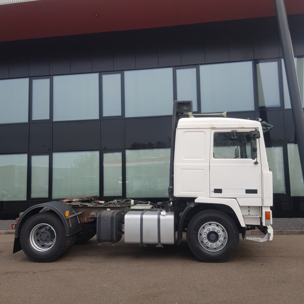 Volvo f12 intercooler