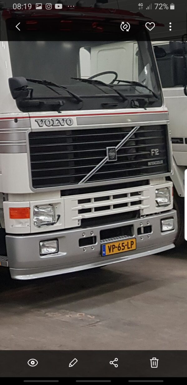 Volvo F serie parts , bumperspoiler , sunvisor , mudgardbrackets ,wheelcovers - Afbeelding 6